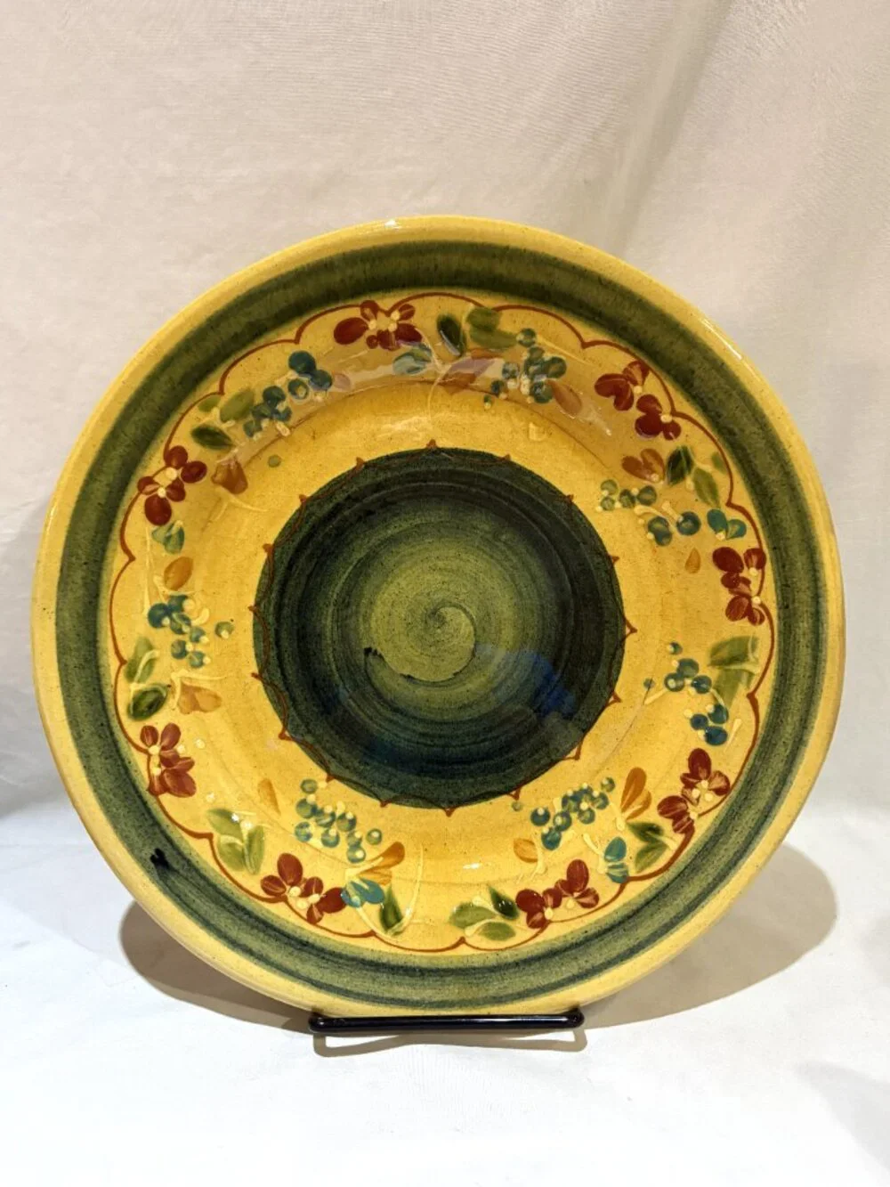 Terre e Provence Hand Painted Pottery Plate 11.75